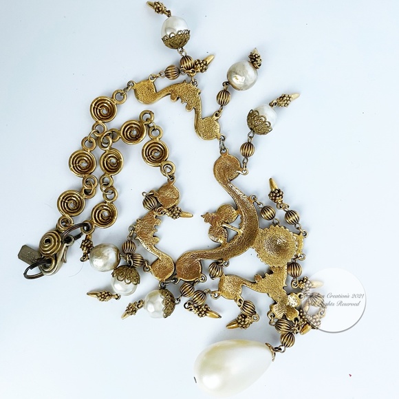 Baroque Faux Pearl Necklace Gilt Scroll Chain by Stephanie Lake Design Vintage - Picture 8 of 9